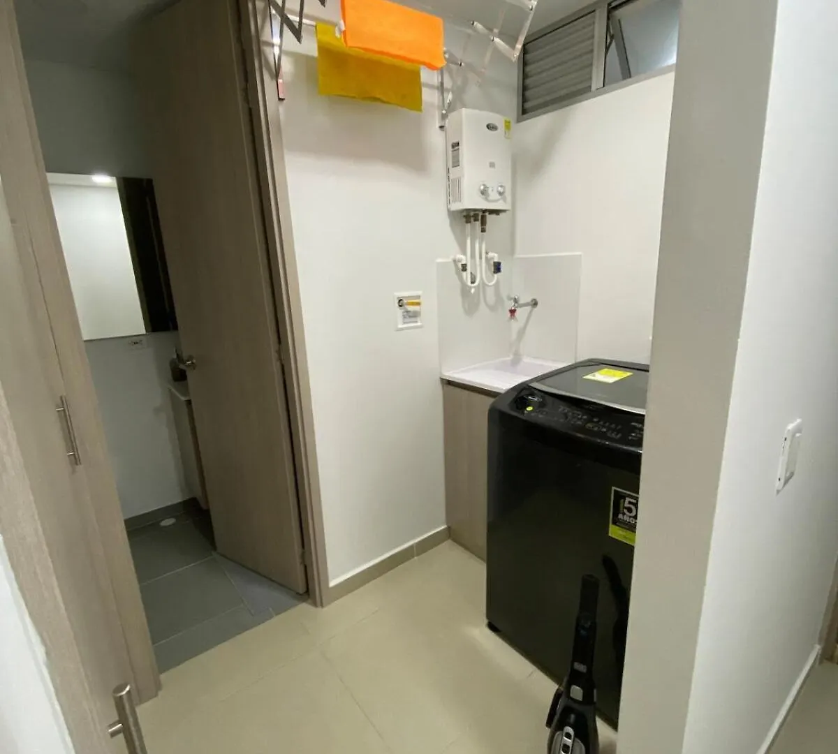 Acogedor Y Comodo Apartamento Sabaneta 0*,